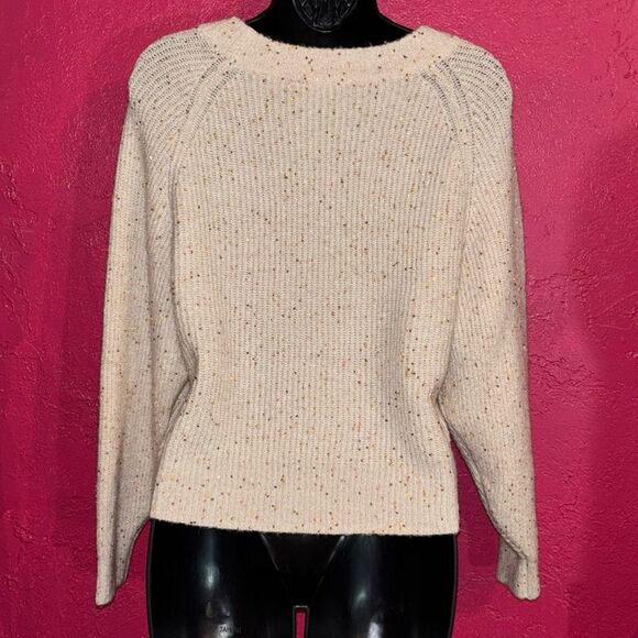 Express Cream Women's Crew Neck Sweater with sparkling gold sequins. Sz small. - Picture 3 of 8